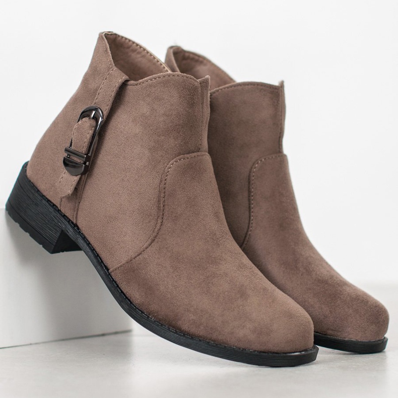 Small Swan Beige Wildlederstiefel 1