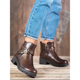 SHELOVET Braune Arbeiter 2