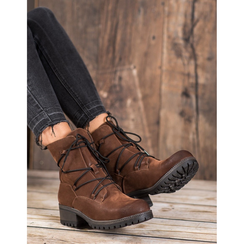 Kylie Sportarbeiter braun 1