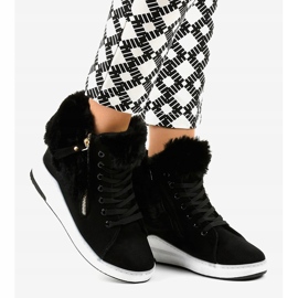 Isolierte Damen-Sneaker in Schwarz CN686 2