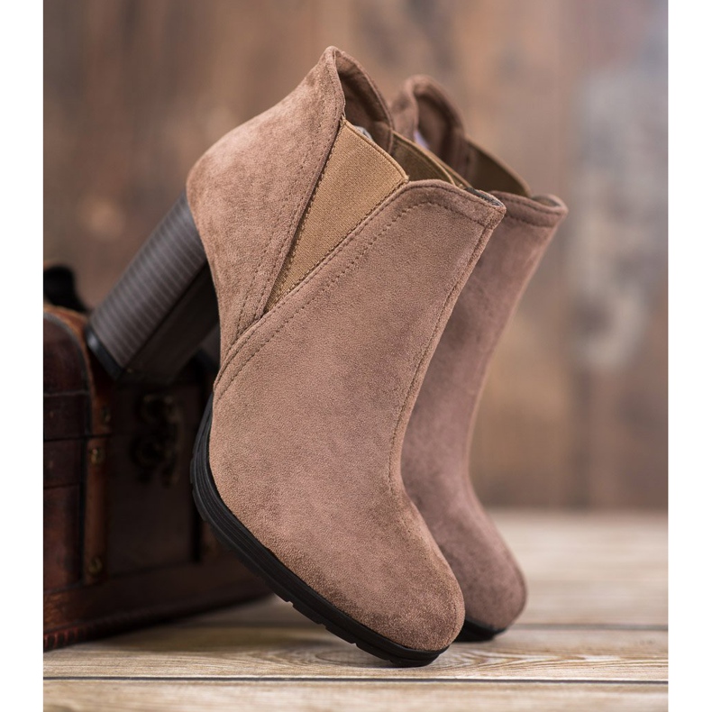 SHELOVET Slip-On-Stiefel an einem Pfosten braun 1