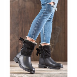 SHELOVET Warme Stiefel mit Fell schwarz 1