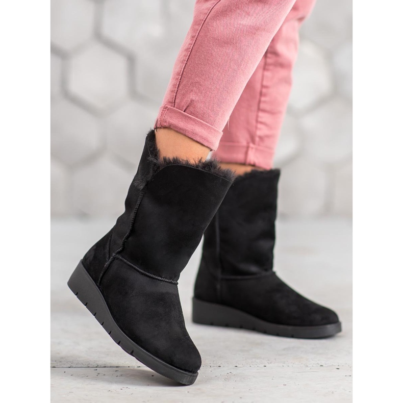 Kylie Warmes Mukluki schwarz 2