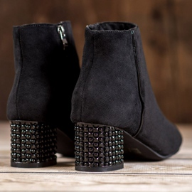 SHELOVET Stiefel mit dekorativem Absatz schwarz 1