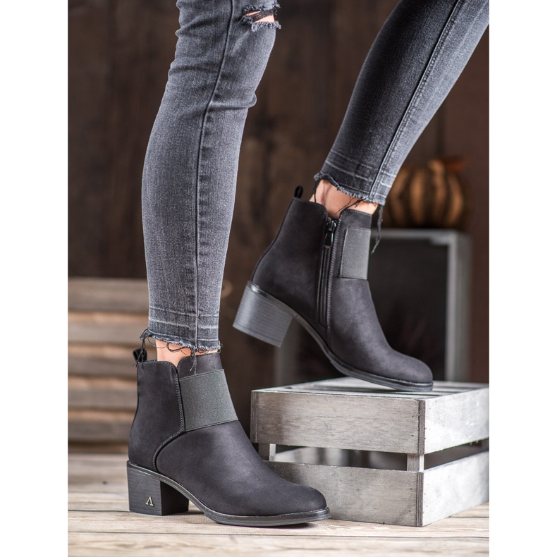 SHELOVET Schwarze Stiefel 1