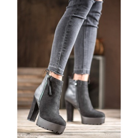 Weide Warme Stiefel auf der Plattform schwarz 1