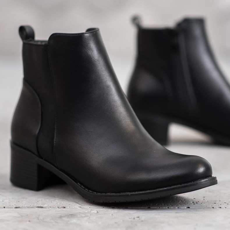 SHELOVET Klassische schwarze Stiefel 1