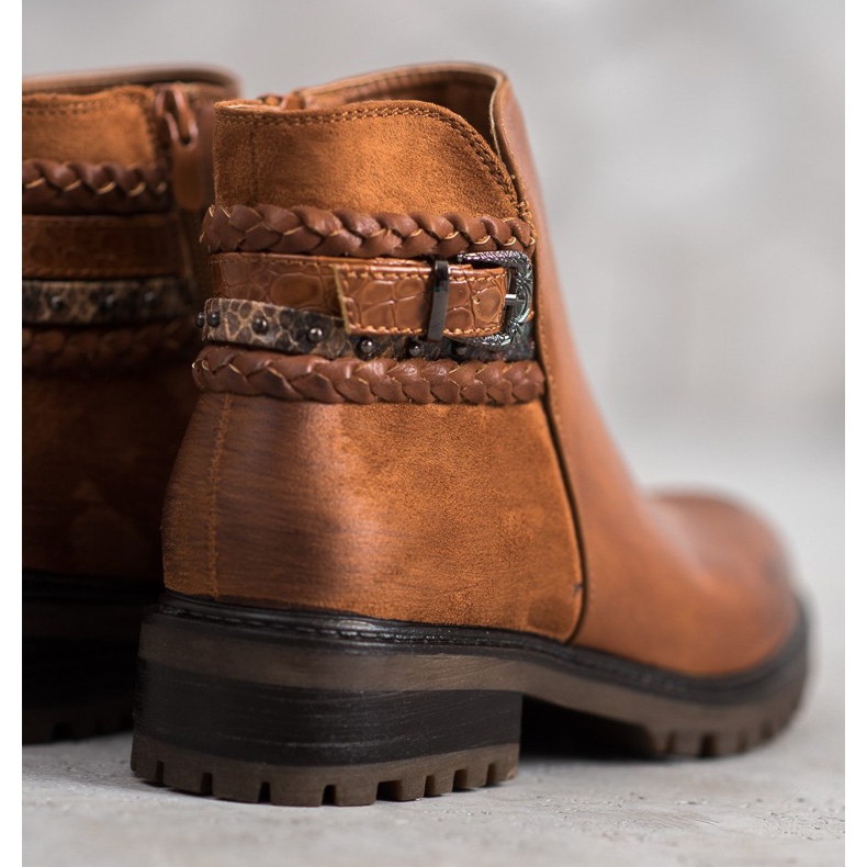 Erynn Niedrige Arbeiter mit dekorativem Gürtel braun 2