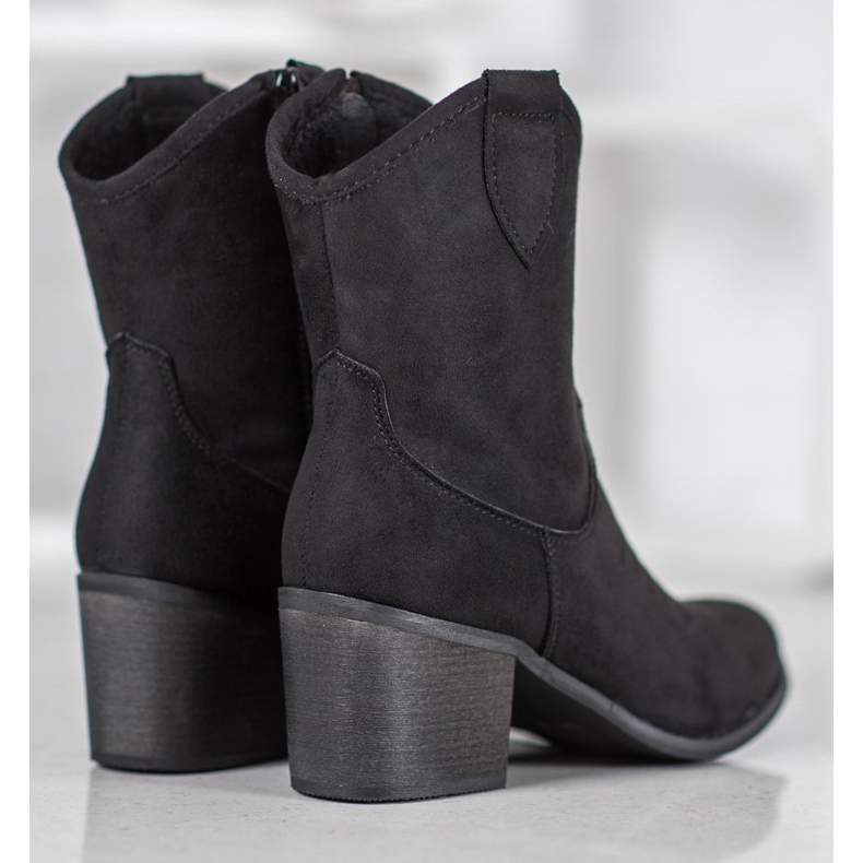 Super Mode Schwarze Cowgirls 1