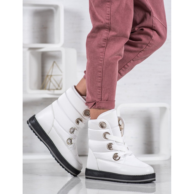 Muto Schneeschuhe auf der Plattform weiß 1