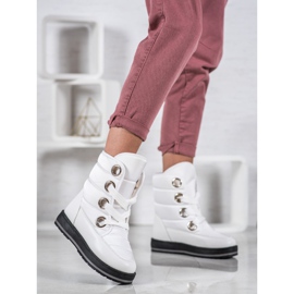 Muto Schneeschuhe auf der Plattform weiß 2