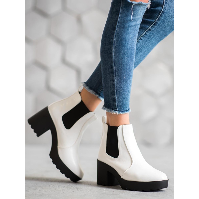 Weide Modische Chelsea-Stiefel weiß 1