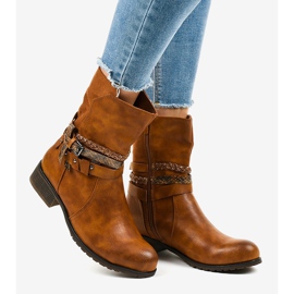 Braune flache isolierte Stiefel 4440 2