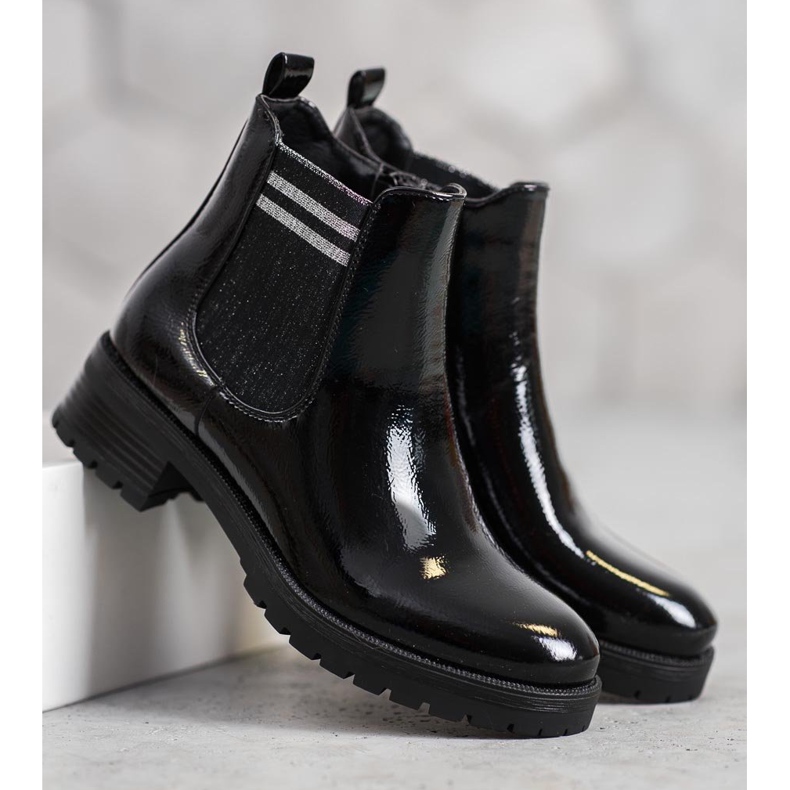 SHELOVET Sportschuhe auf der Plattform schwarz 2