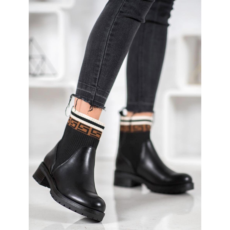 Gogo Slip-On-Stiefel aus Öko-Leder schwarz 2