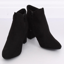 Schwarze Stiefel mit hohen Absätzen K1809810 Negro 1