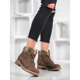 SDS Braune Trapper 1