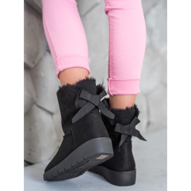 SHELOVET Schwarzer Mukluki auf der Plattform 1