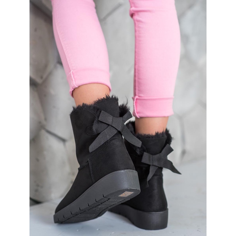 SHELOVET Schwarzer Mukluki auf der Plattform 1