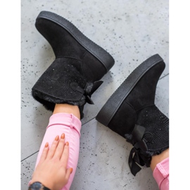 SHELOVET Mukluki mit Kristallen schwarz 2