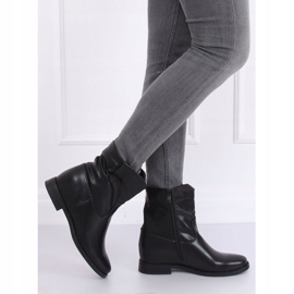 Stiefel mit schwarzer Körnung auf verstecktem Keilabsatz G-7607 Schwarz gelb 1