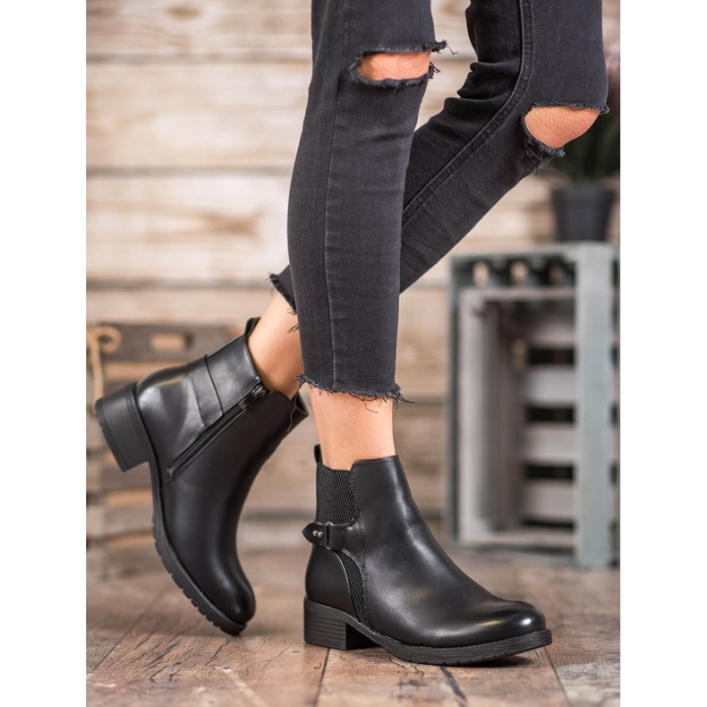 SHELOVET Bequeme schwarze Stiefel 2