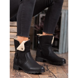 SHELOVET Arbeiter mit einem Rollschuh schwarz 2