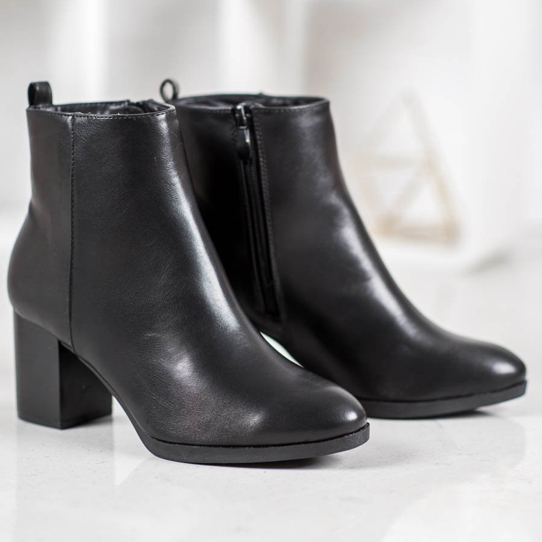 Weide Bequeme Stiefel auf einem Pfosten schwarz 2