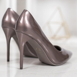 SHELOVET Lackierte Pumps grau 1