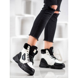 Yes Mile Turnschuhe mit Fell weiß schwarz 2