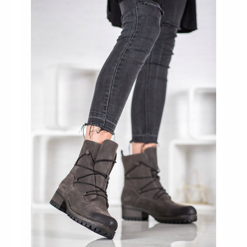 Kylie Sportarbeiter grau 1