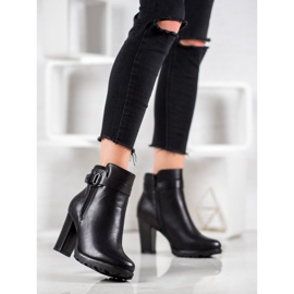 Super Mode Elegante Stiefel auf einem Pfosten schwarz 1