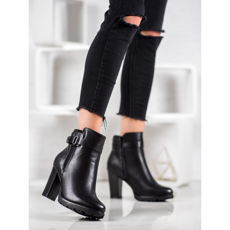 Super Mode Elegante Stiefel auf einem Pfosten schwarz 1