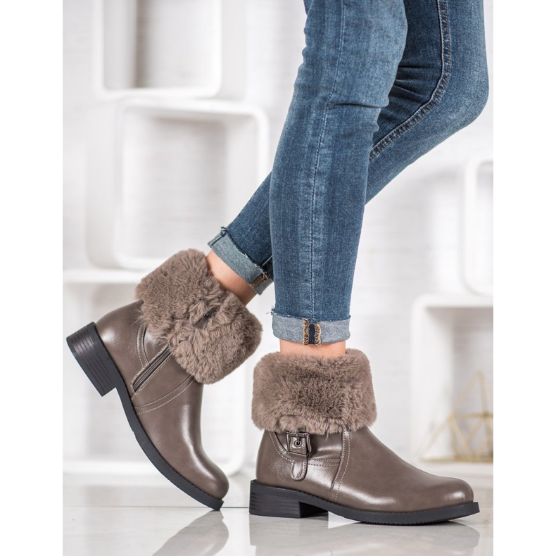 SHELOVET Arbeiter mit Pelz braun 2