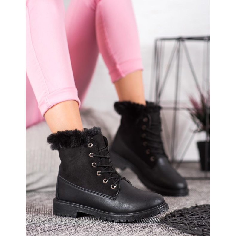 SHELOVET Komfortable Trapper schwarz 2