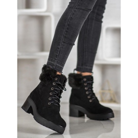 Goodin Schwarze Stiefel mit Fell 2