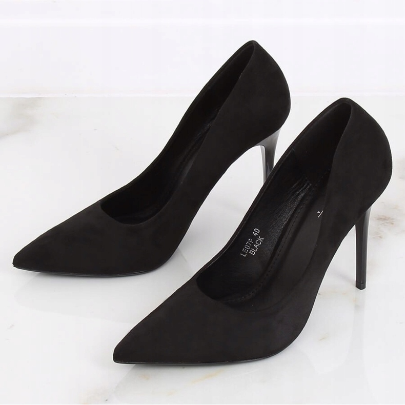 Pumps auf schwarzem Wildleder LE07P Schwarzes Stiletto 1