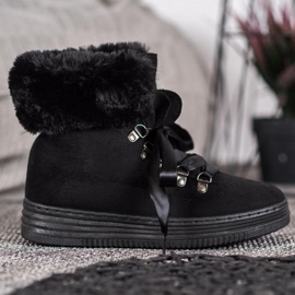 Queen Vivi Schnürstiefeletten mit Fell schwarz 2