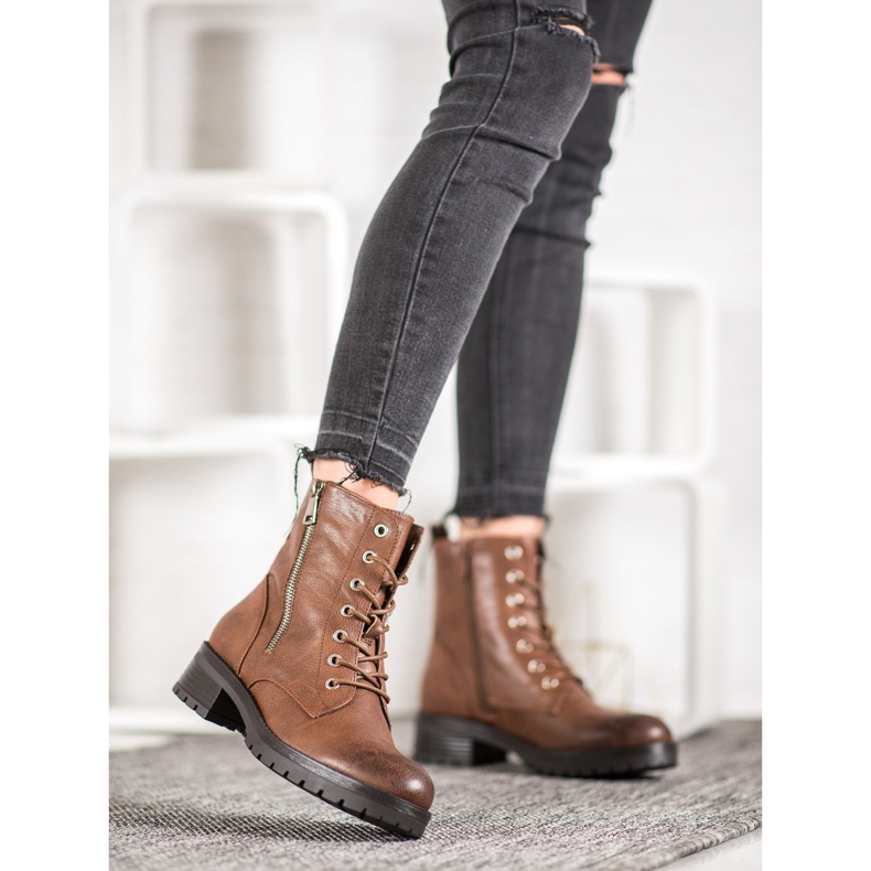 SDS Bequeme braune Stiefel 1