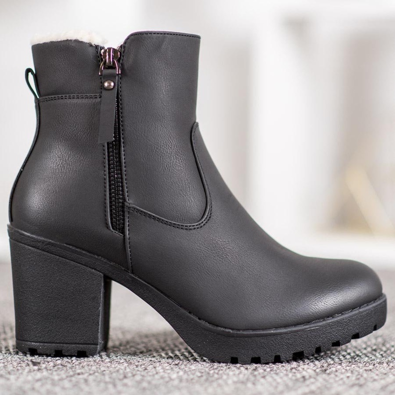 J. Star Freizeitstiefel schwarz 2