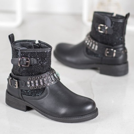 Bestelle Schwarze Arbeiter 1