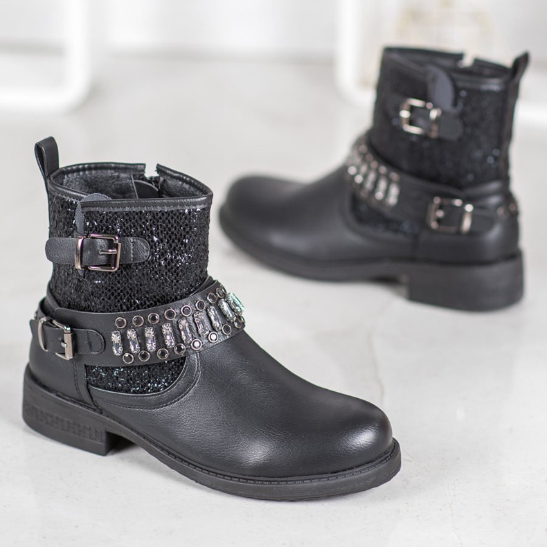 Bestelle Schwarze Arbeiter 1