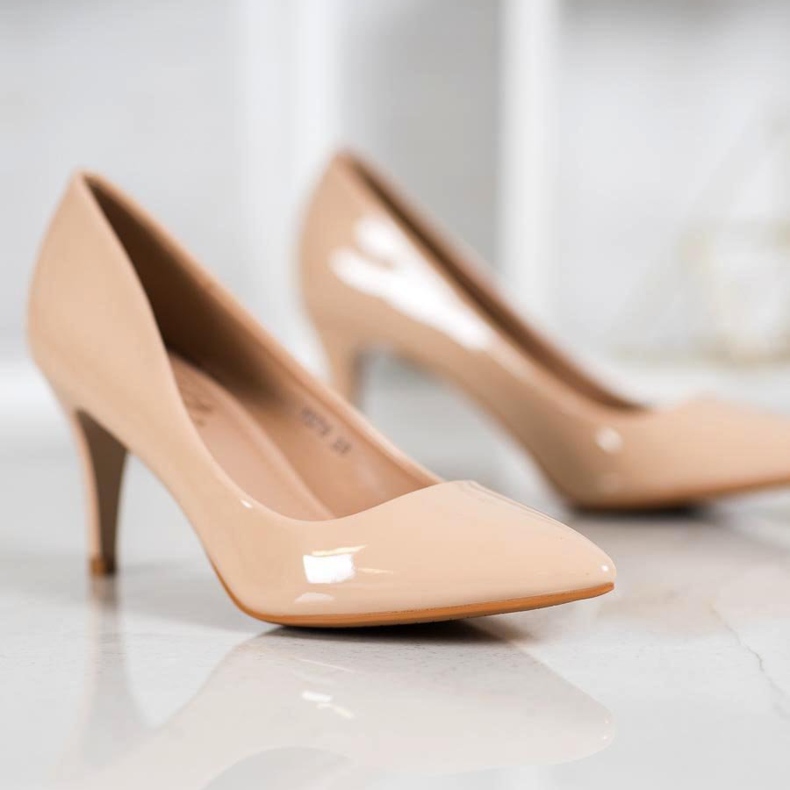 Small Swan Lackierte Pins In Spitz braun 1