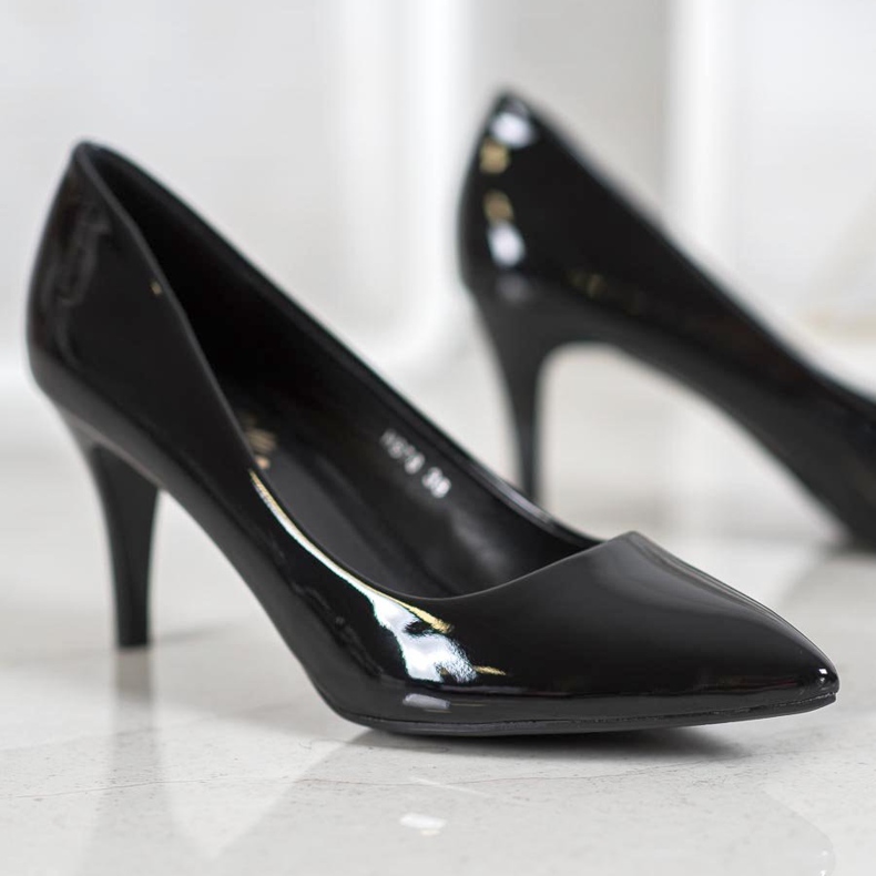 Small Swan Lackierte Pins In Spitz schwarz 1