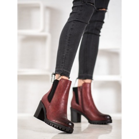 M.Daszyński Bequeme Stiefel auf einem Pfosten rot 1