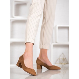 Fama Pumpen auf einer Säule braun 2