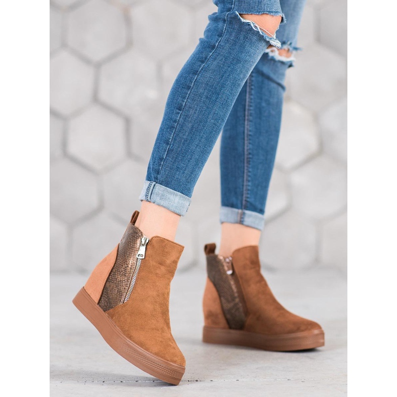 Bestelle Stiefel mit Schlangenmuster braun 1