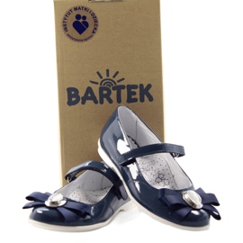 Mädchen -Leder -Ballerinas mit einem Bogen 45418 Marine Blue Bartek blau 3