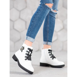 Sergio Leone Stiefel mit Anwendung weiß 1