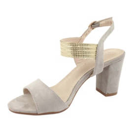 Sandalen auf der Post Filippo DS817 grau / gold gelb 2